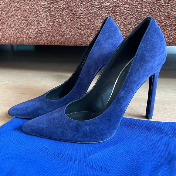 Stuart Weitzman Shoes - Stuart Weitzman Navy Blue Suede Pumps